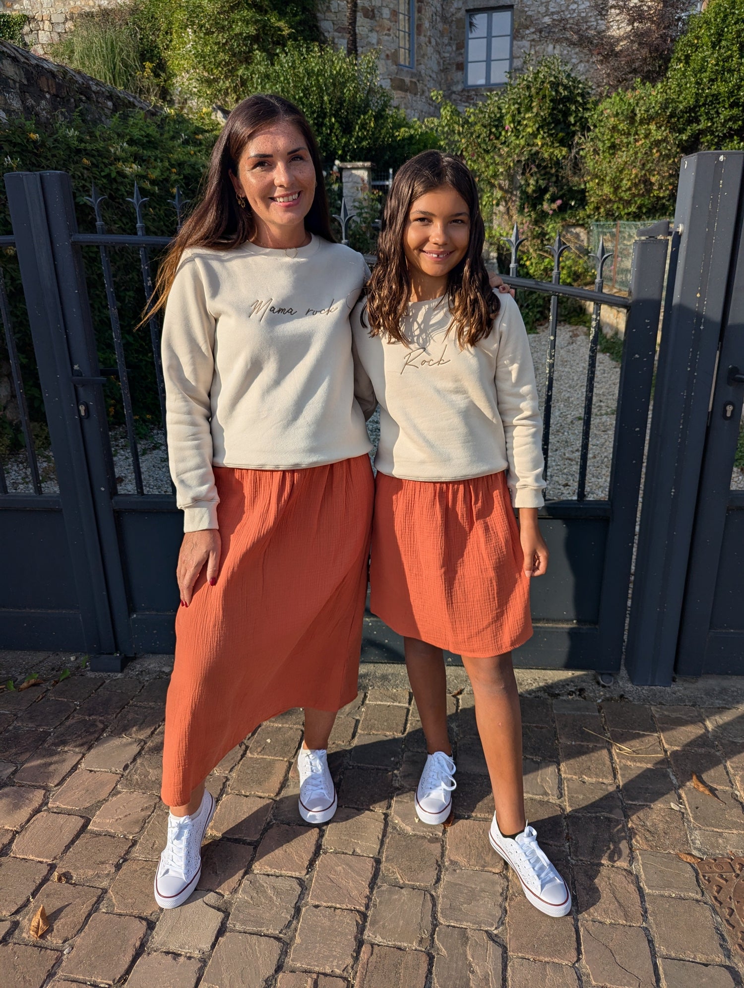 MATCHY MATCHY