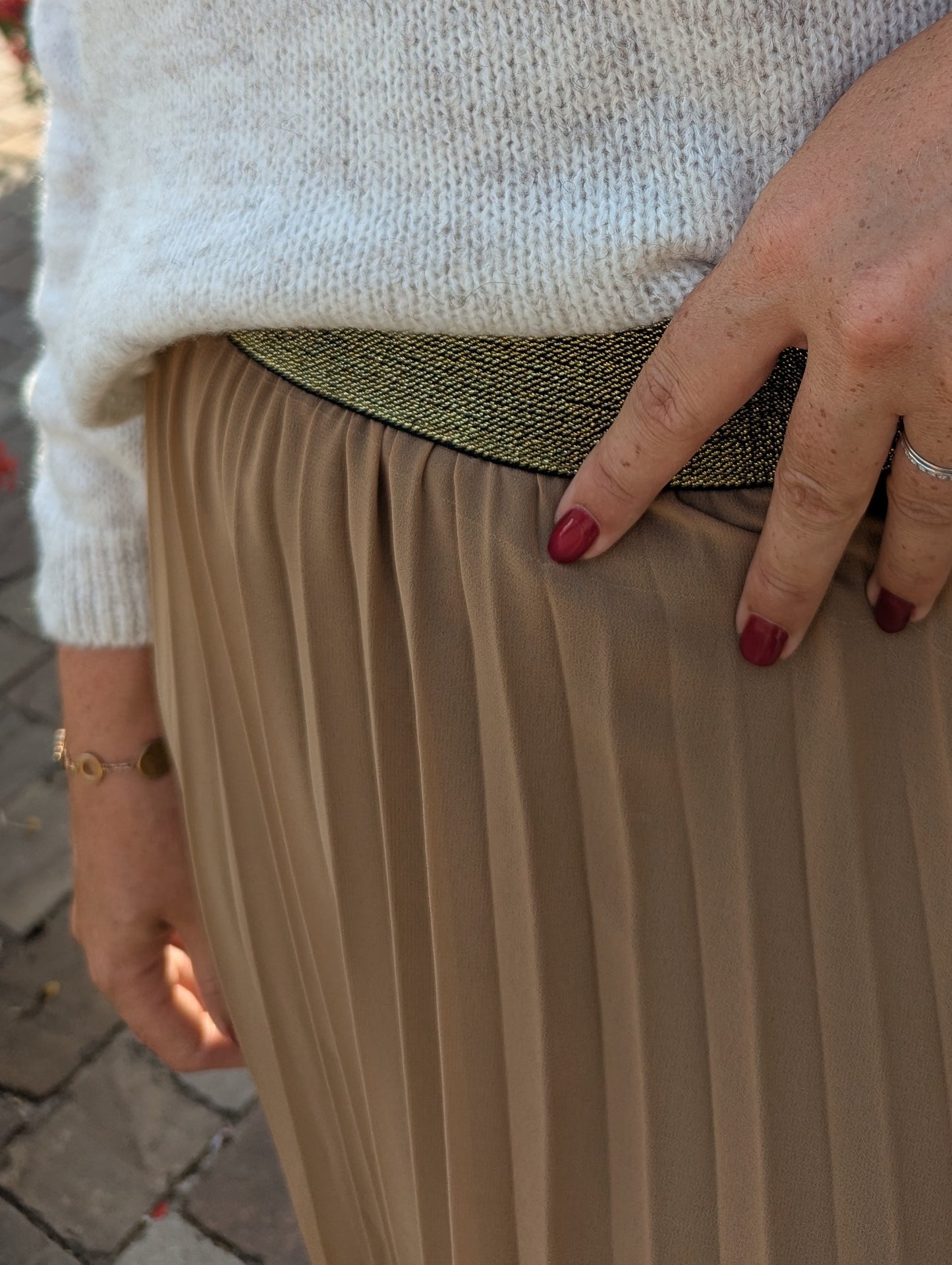 Jupe longue plissée marron camel pour femme