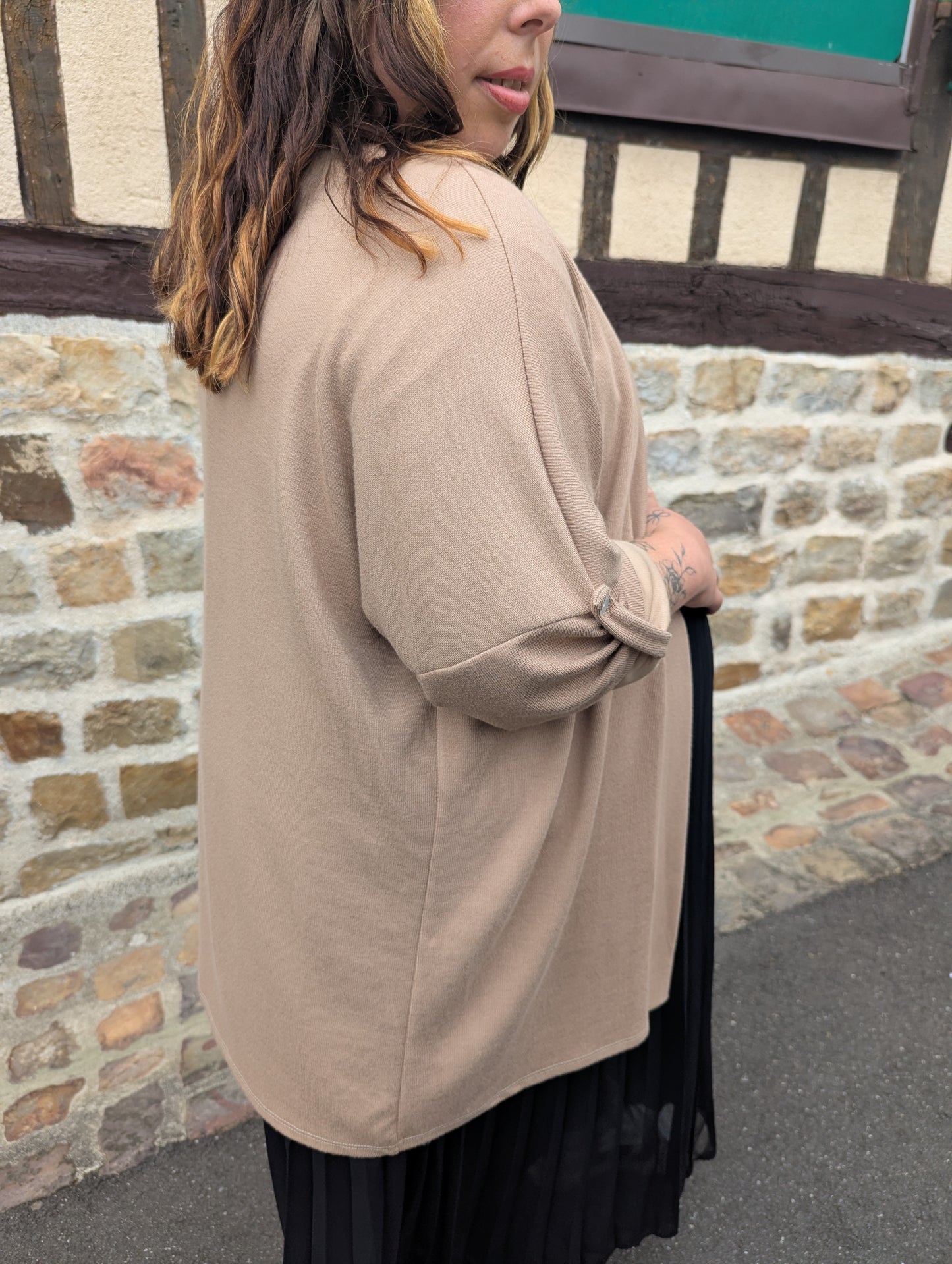Gilet grande taille couleur beige matiere douce et légère