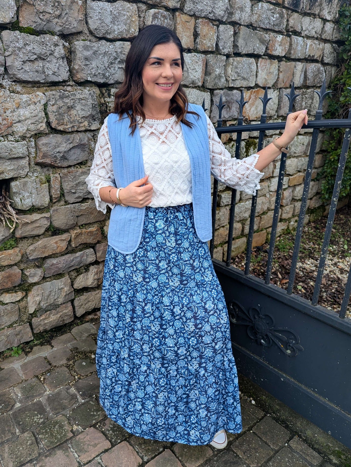 Blouse bohème blanc crochet manches 3/4 évasées