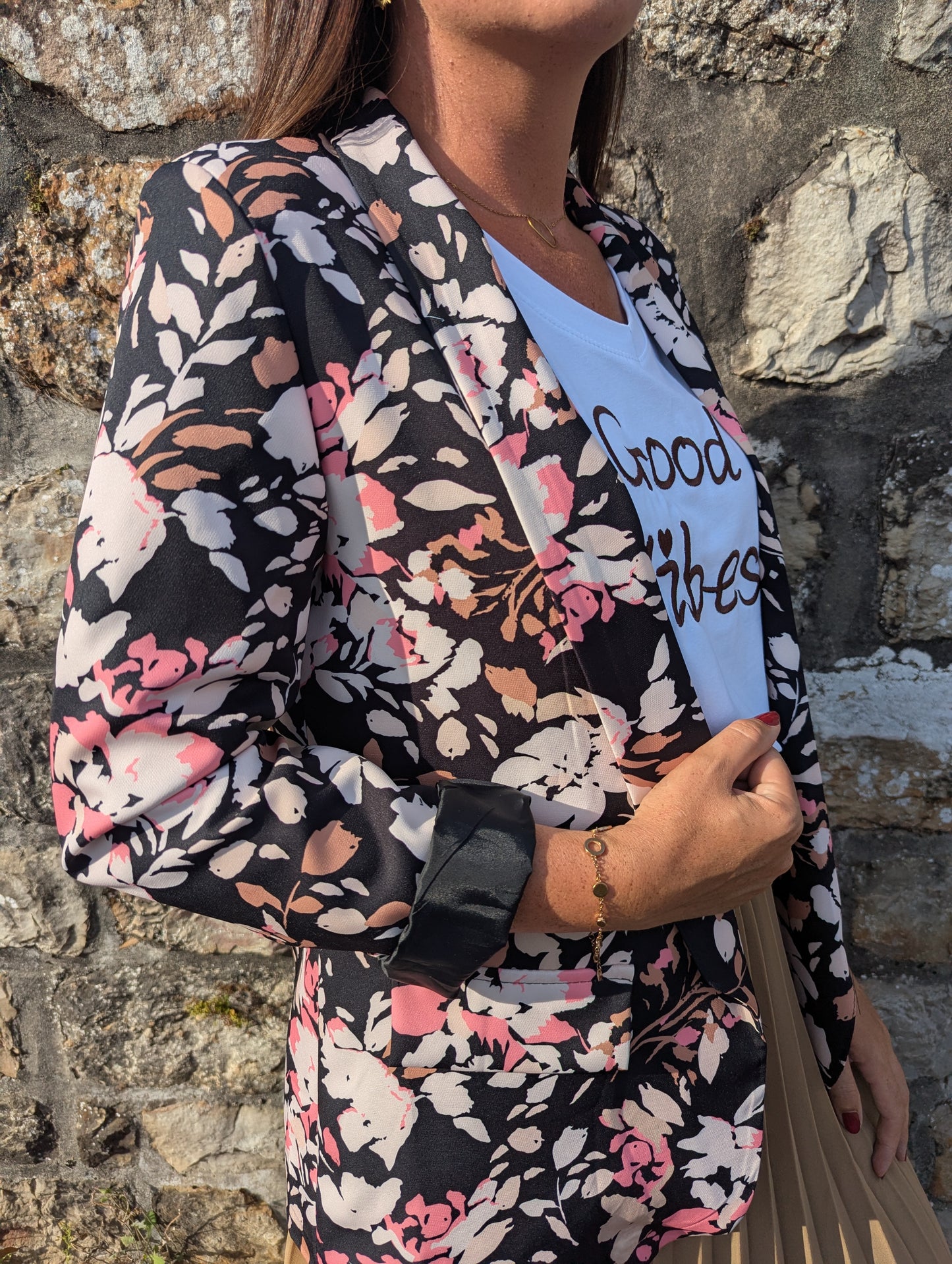 Veste blazer femme noir blanc et rose tendance