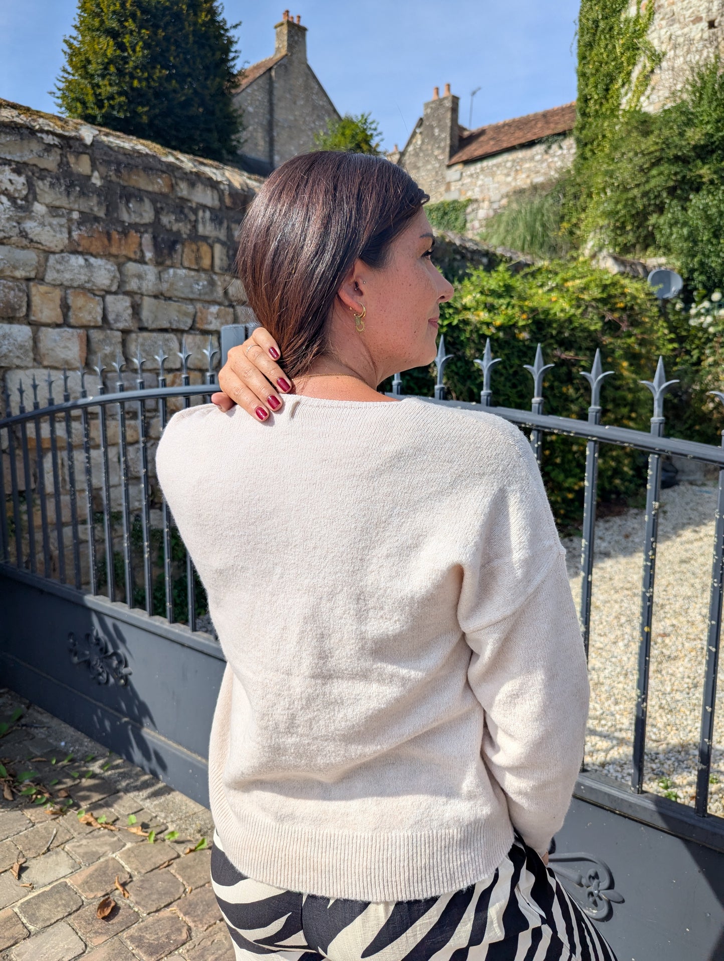 Pull oversize beige rosé avec petit coeur doré