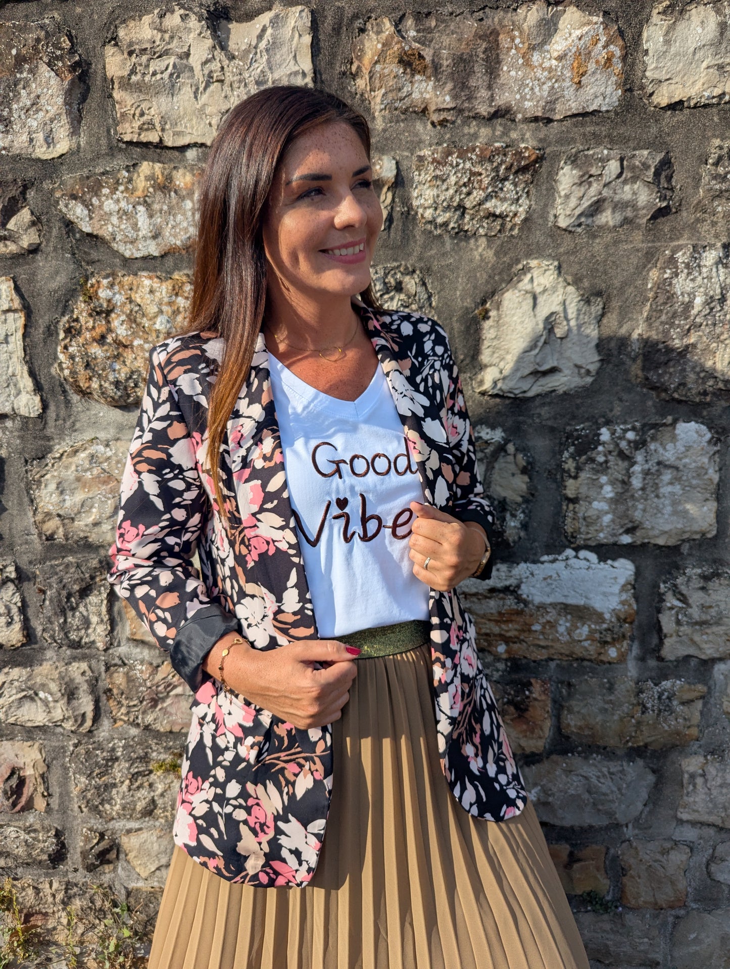Veste blazer femme noir blanc et rose tendance