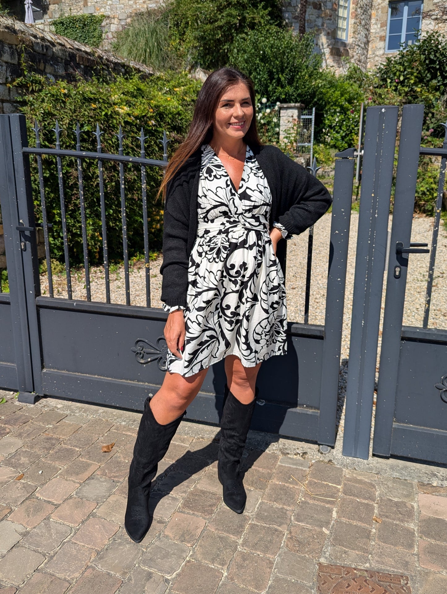 Gilet noir avec étoiles aux coudes femme