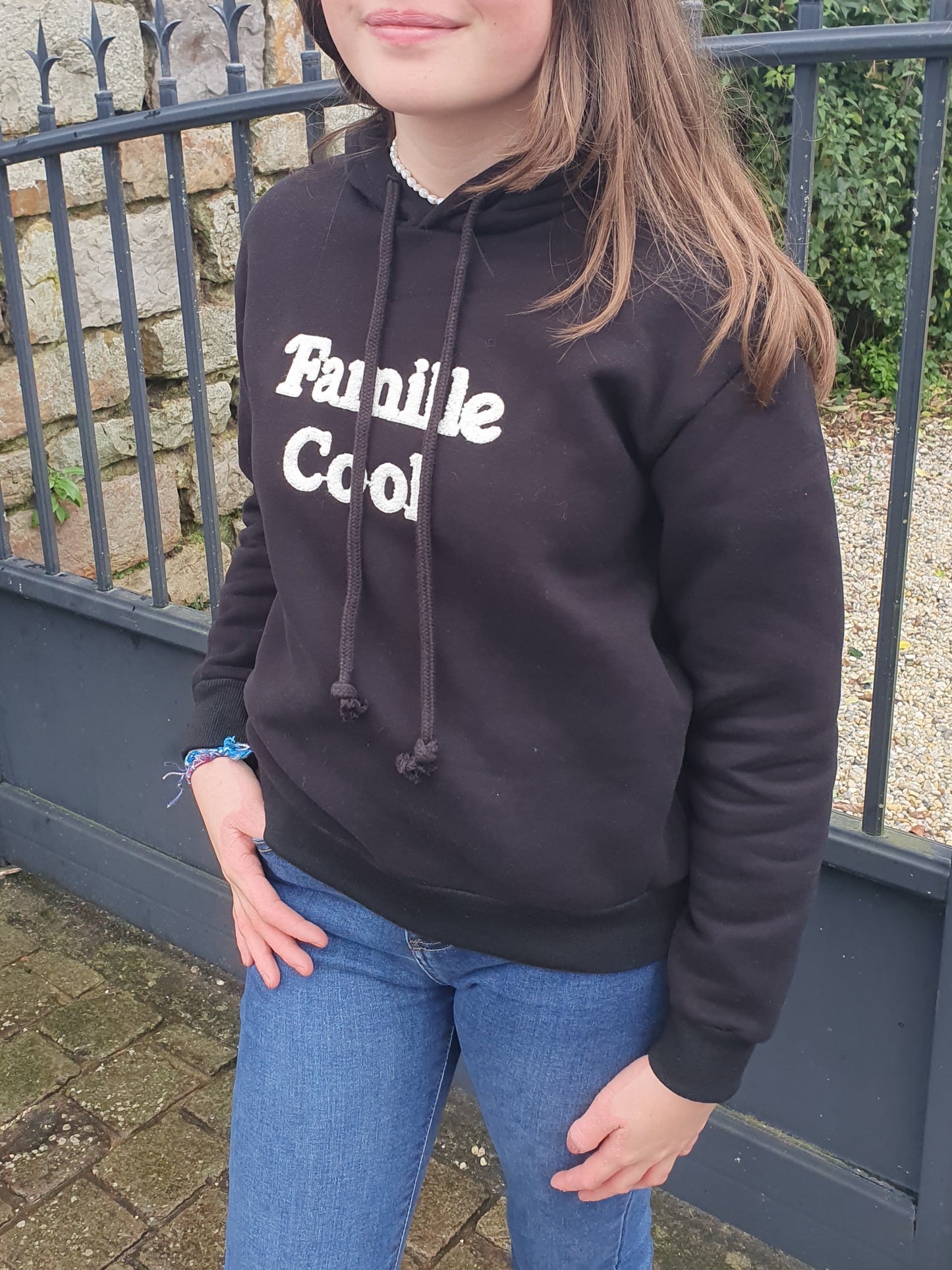Sweat famille cool noir et blanc avec capuche pour fille