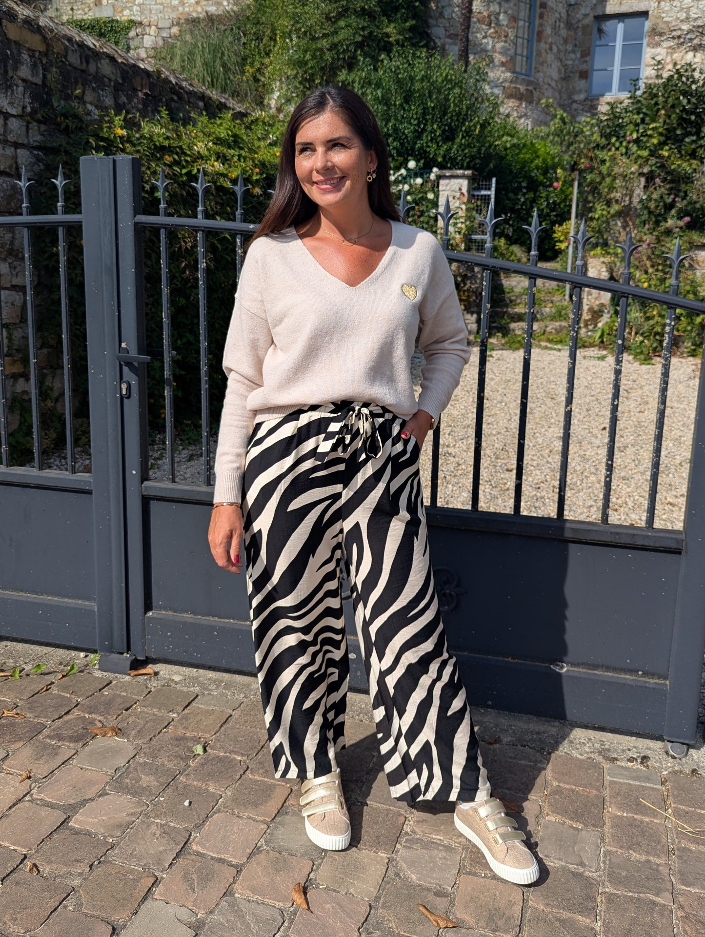 Pull oversize beige rosé avec petit coeur doré