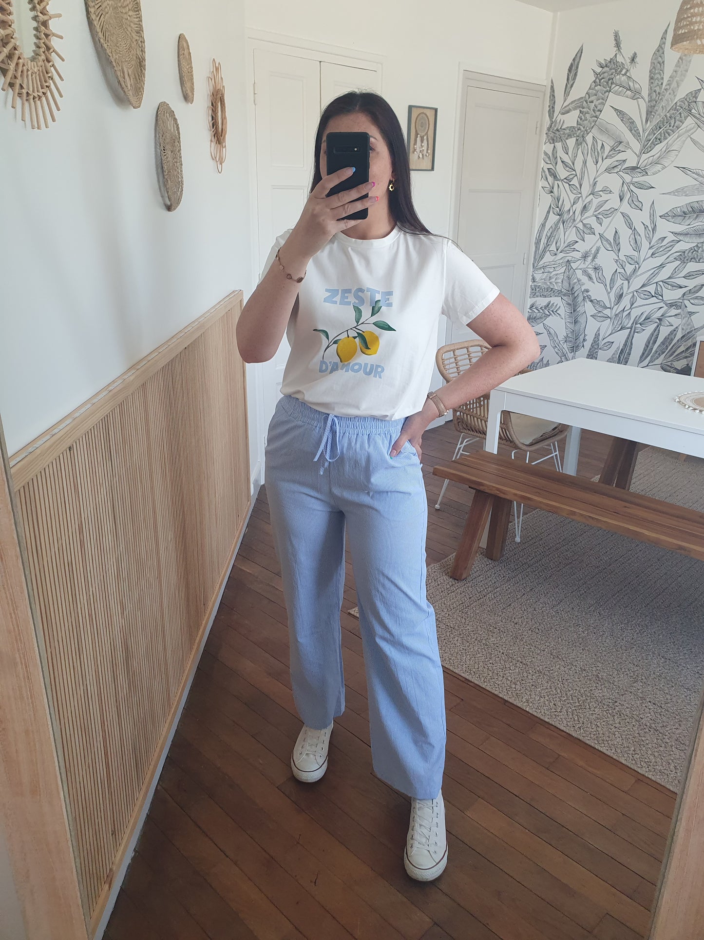 Pantalon rayé bleu et blanc fluide en coton pour femme