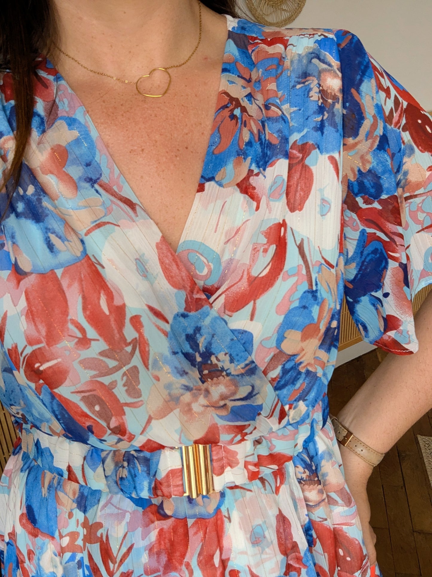 Robe longue fleurie bleu rose rouge avec ceinture et fente