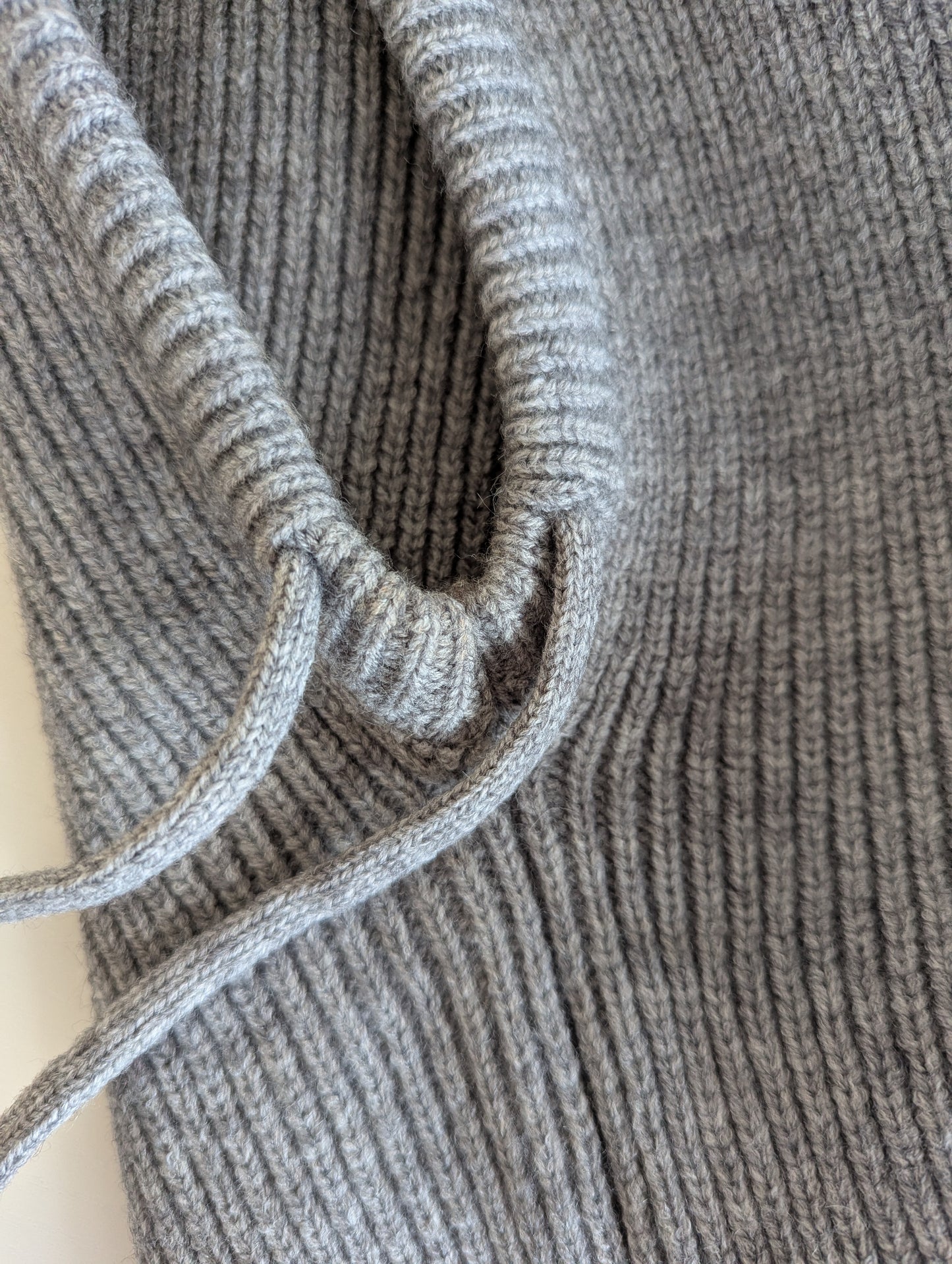 Cagoule femme gris chiné avec capuche réglable