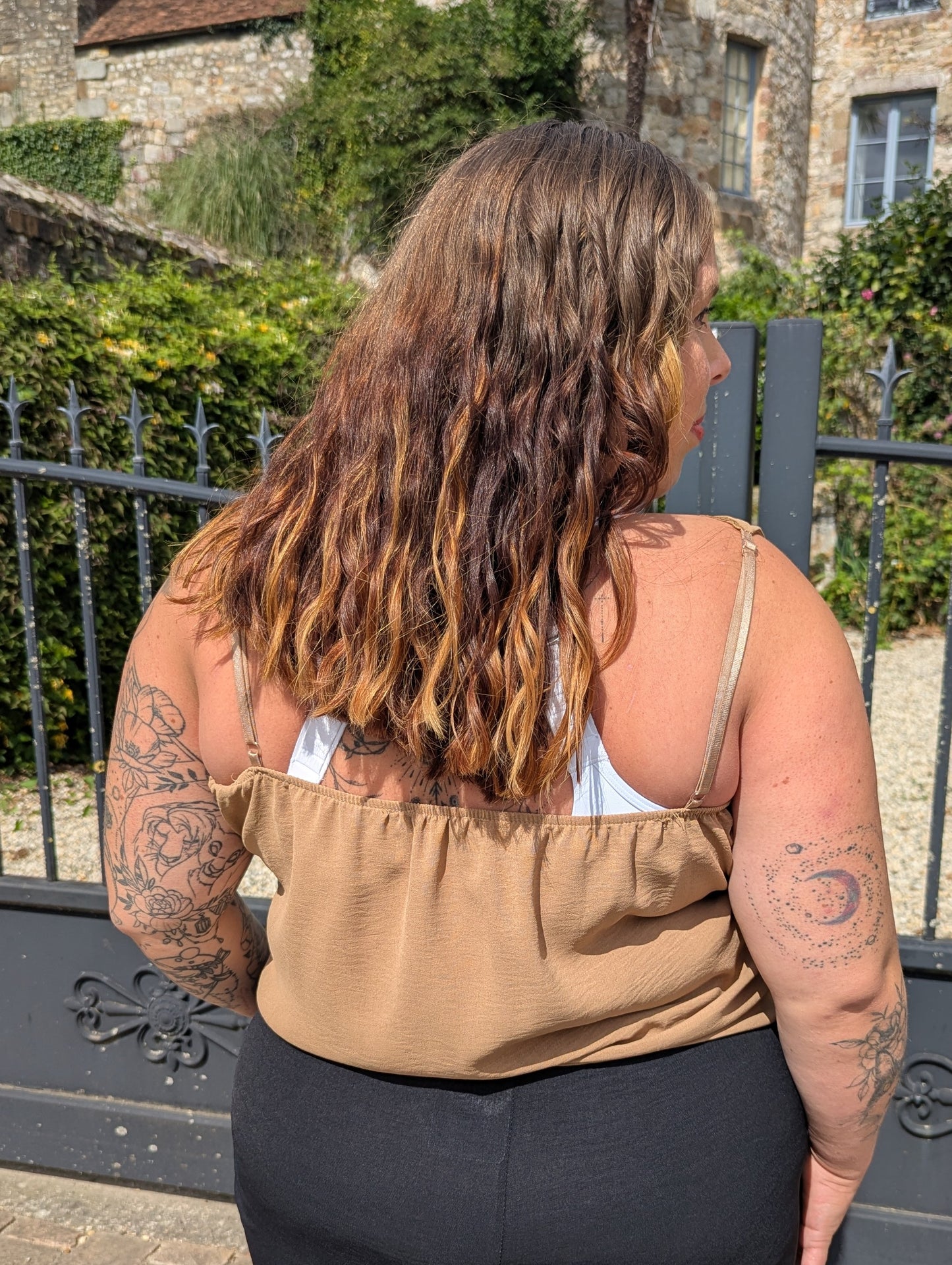 Top débardeur camel fluide femme grande taille