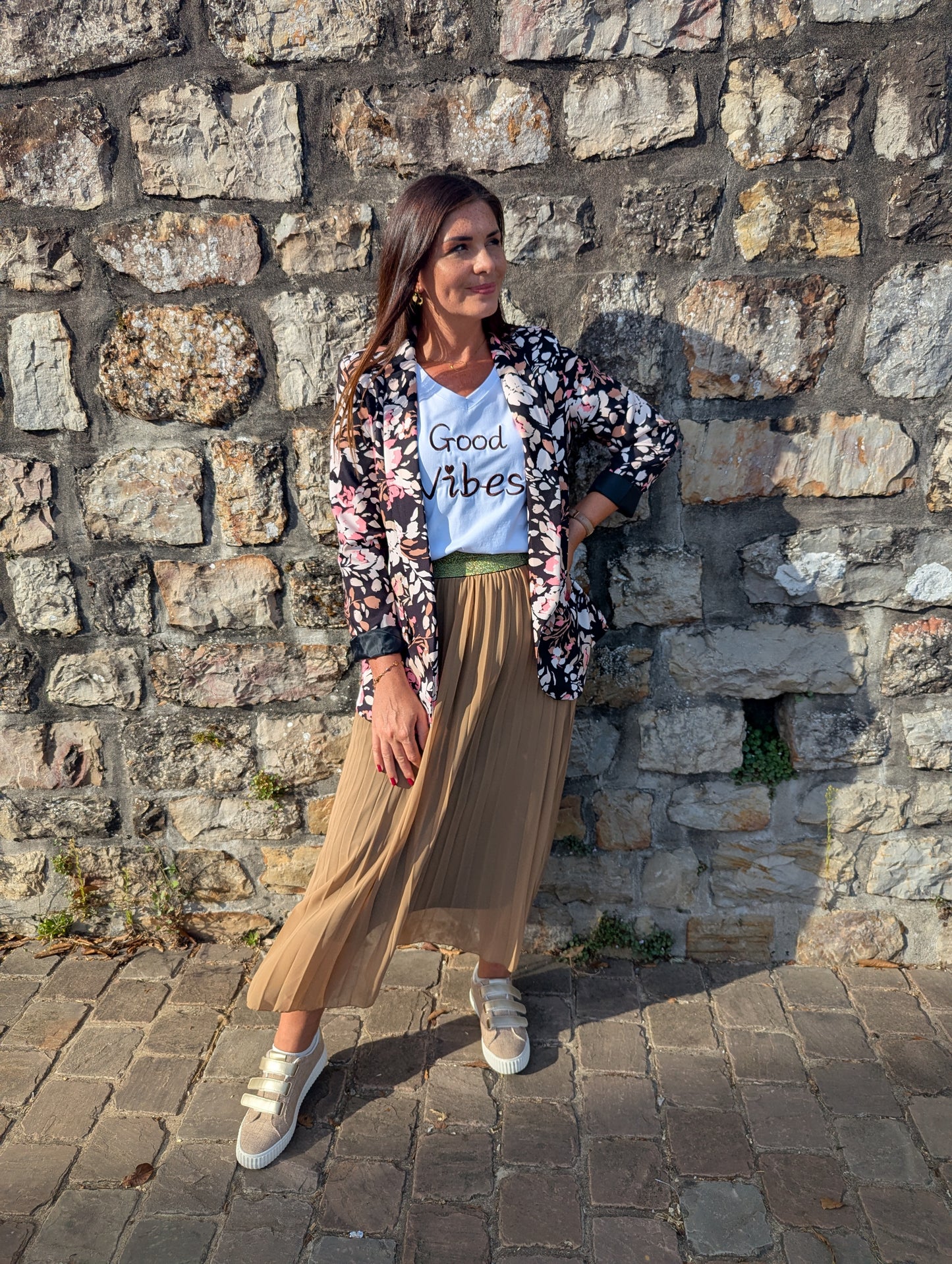 Veste blazer femme noir blanc et rose tendance