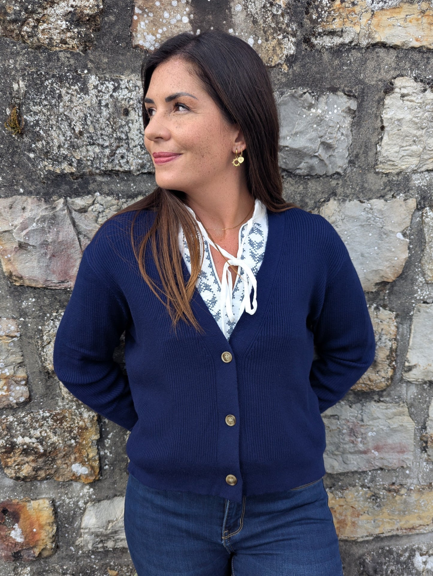 Gilet bleu marine avec 3 boutons col en V
