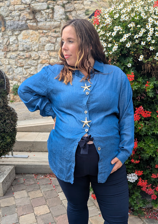 Chemise jean tencel bleu avec broches étoile de mer
