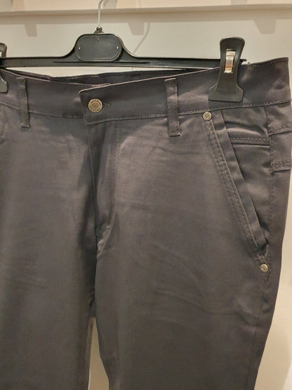 Pantalon chino homme gris anthracite classique chic