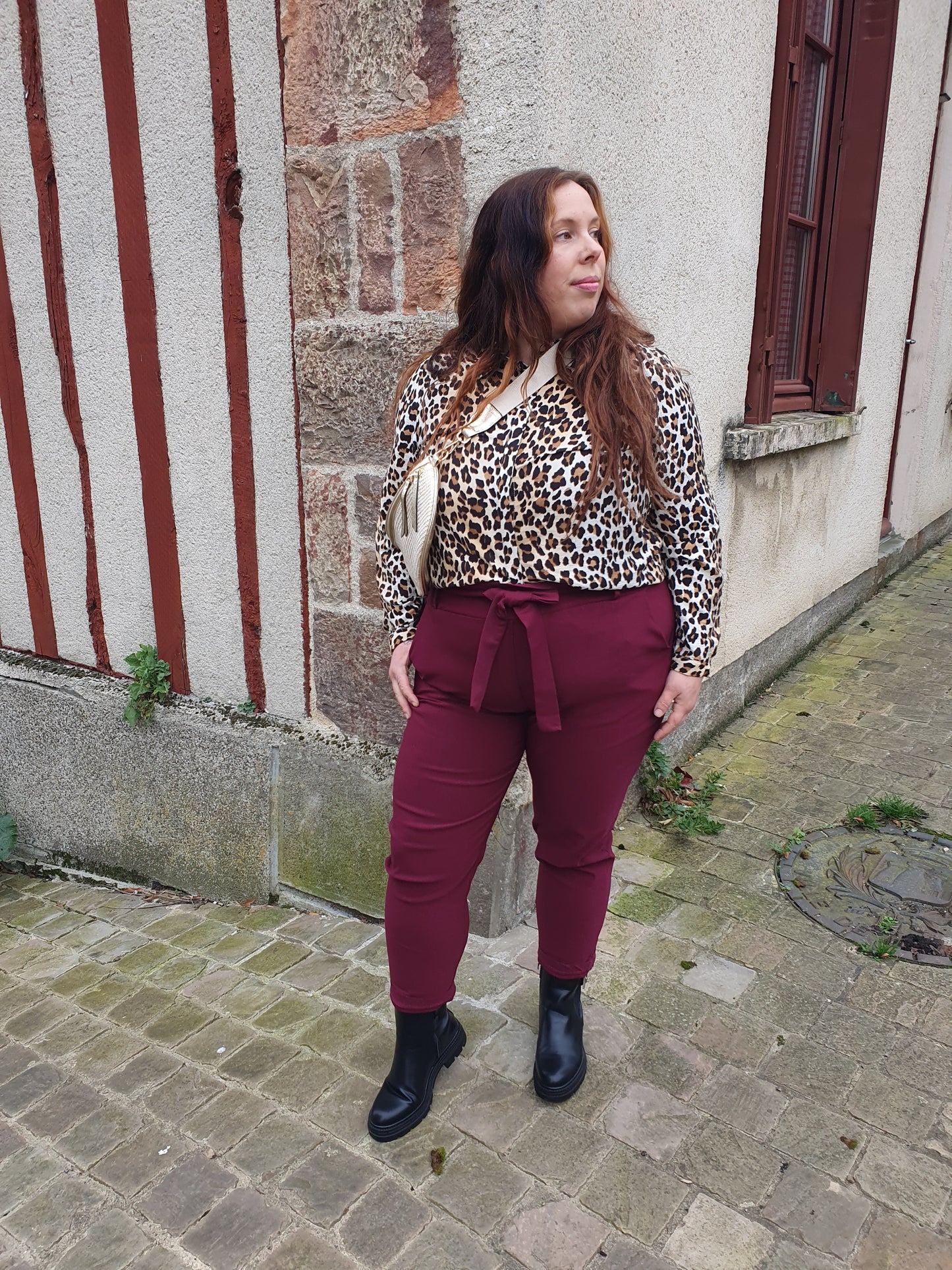 Pantalon chino paperbag bordeaux grande taille curvy