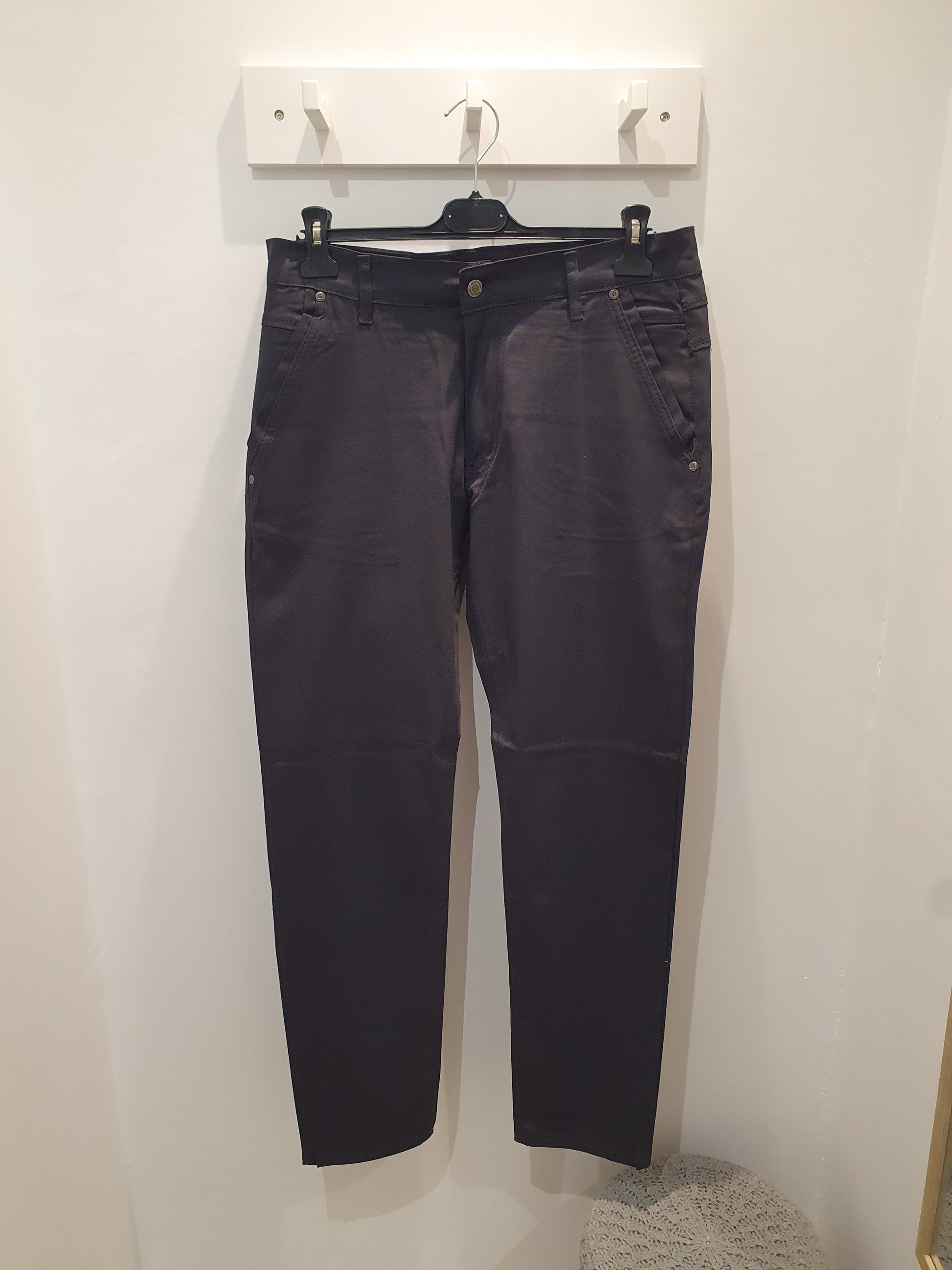 Pantalon chino homme gris anthracite classique chic