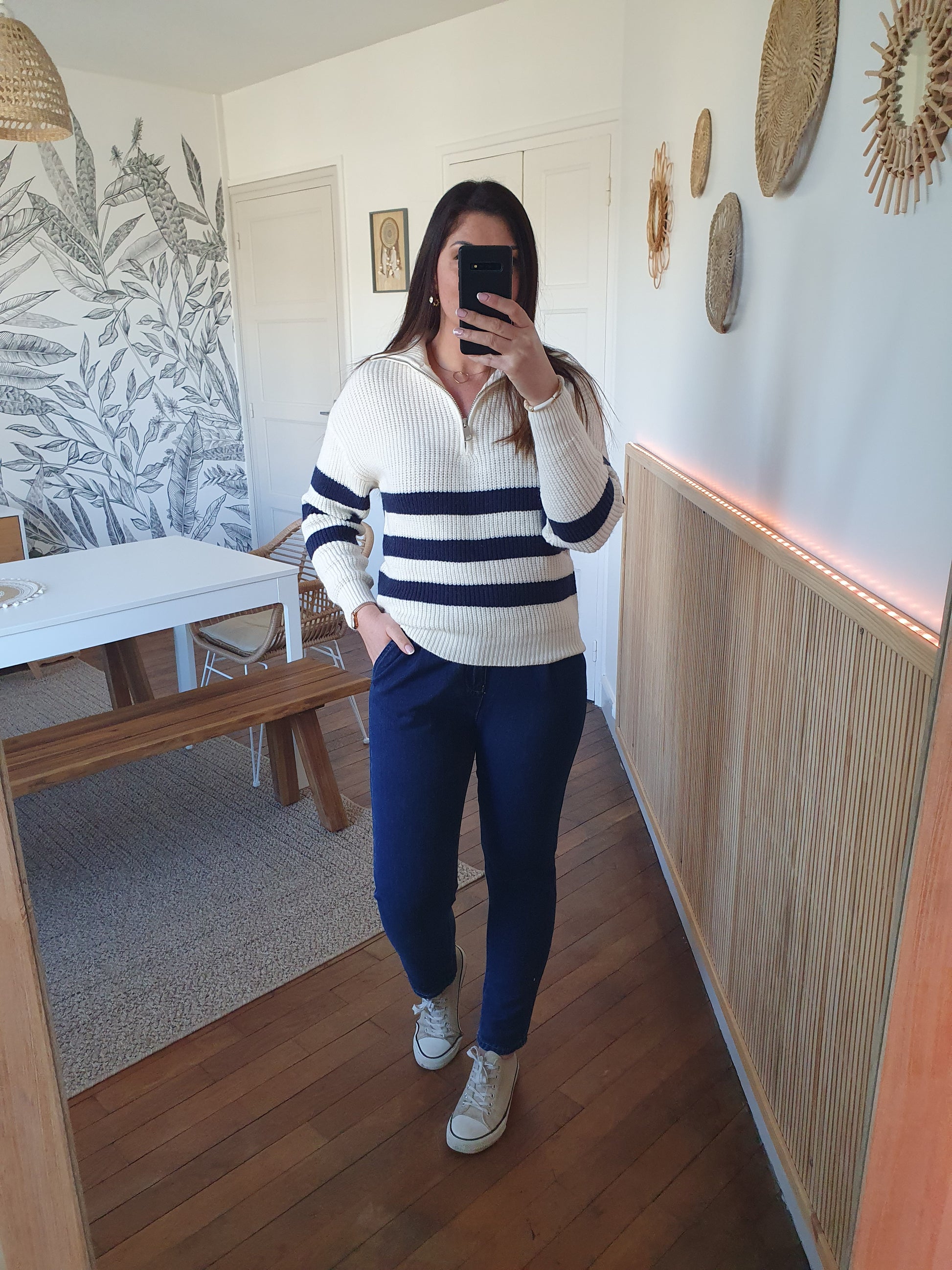Jean femme coupe mom bleu brut noeud devant taille haute