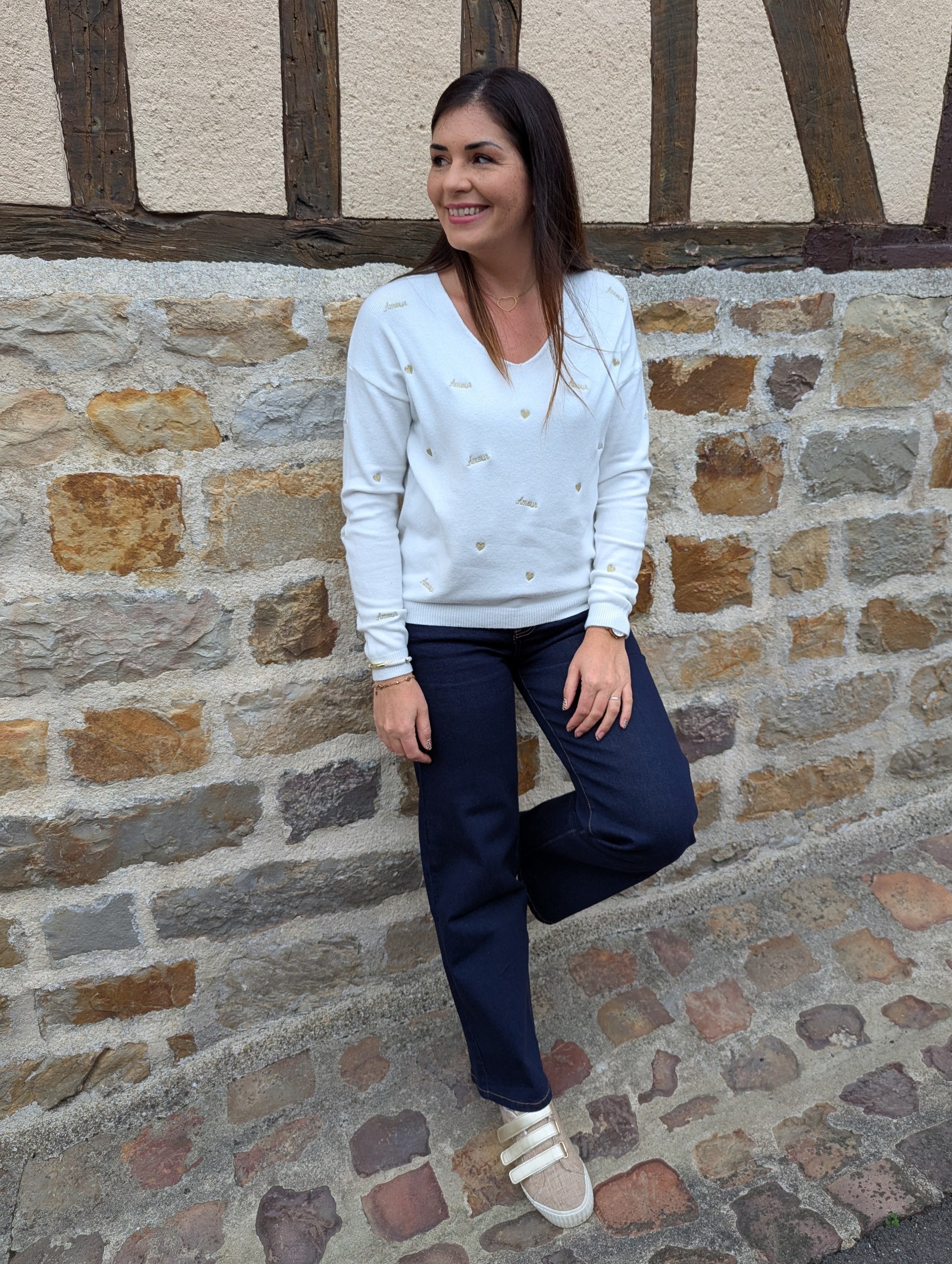 Pull blanc et doré amour avec coeurs brodés femme