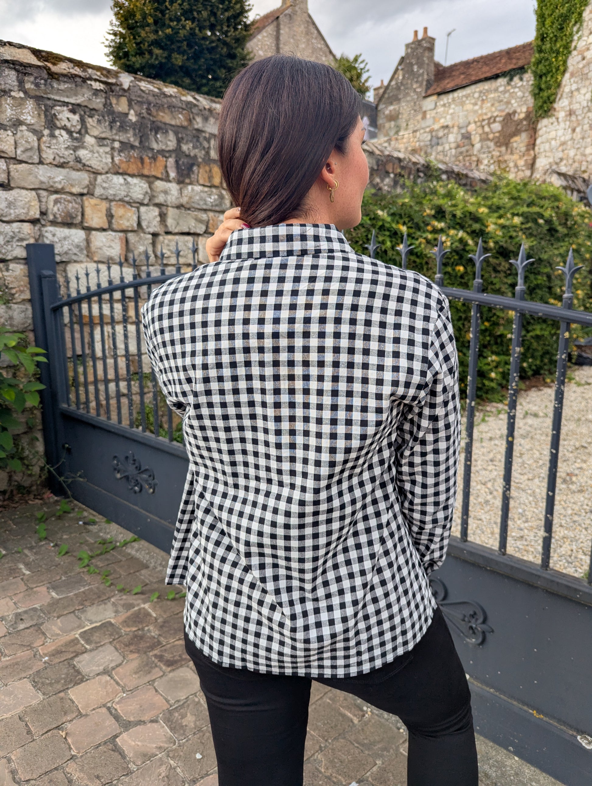 Chemise noir et blanc à petits carreaux femme