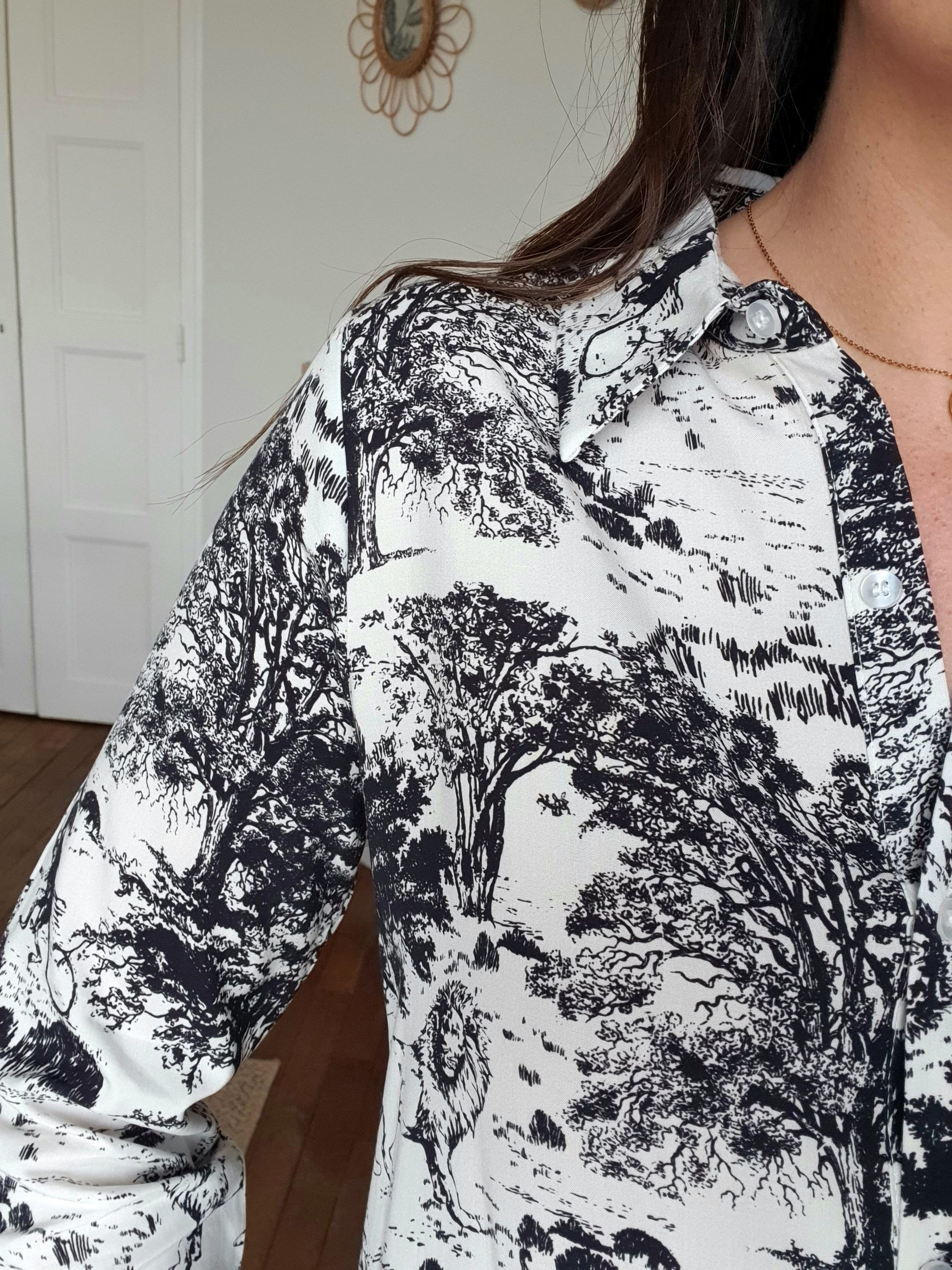 Chemise femme motif jungle noir et blanc working girl