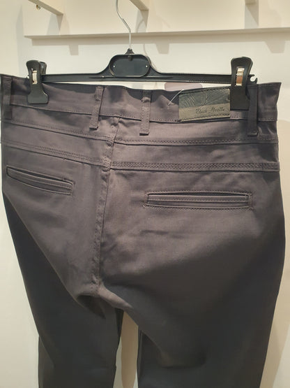 Pantalon chino homme gris anthracite classique chic