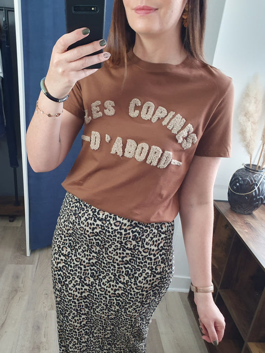 T-shirt Les copines d'abord marron beige col rond pour femme