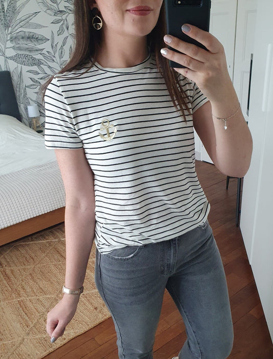T-shirt rayé femme style marinière avec ancre dorée