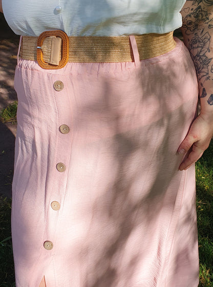 Jupe longue rose poudré avec ceinture paille élastique