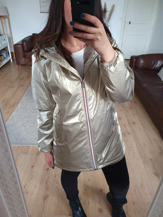 Parka fourrée doré et beige imperméable avec capuche