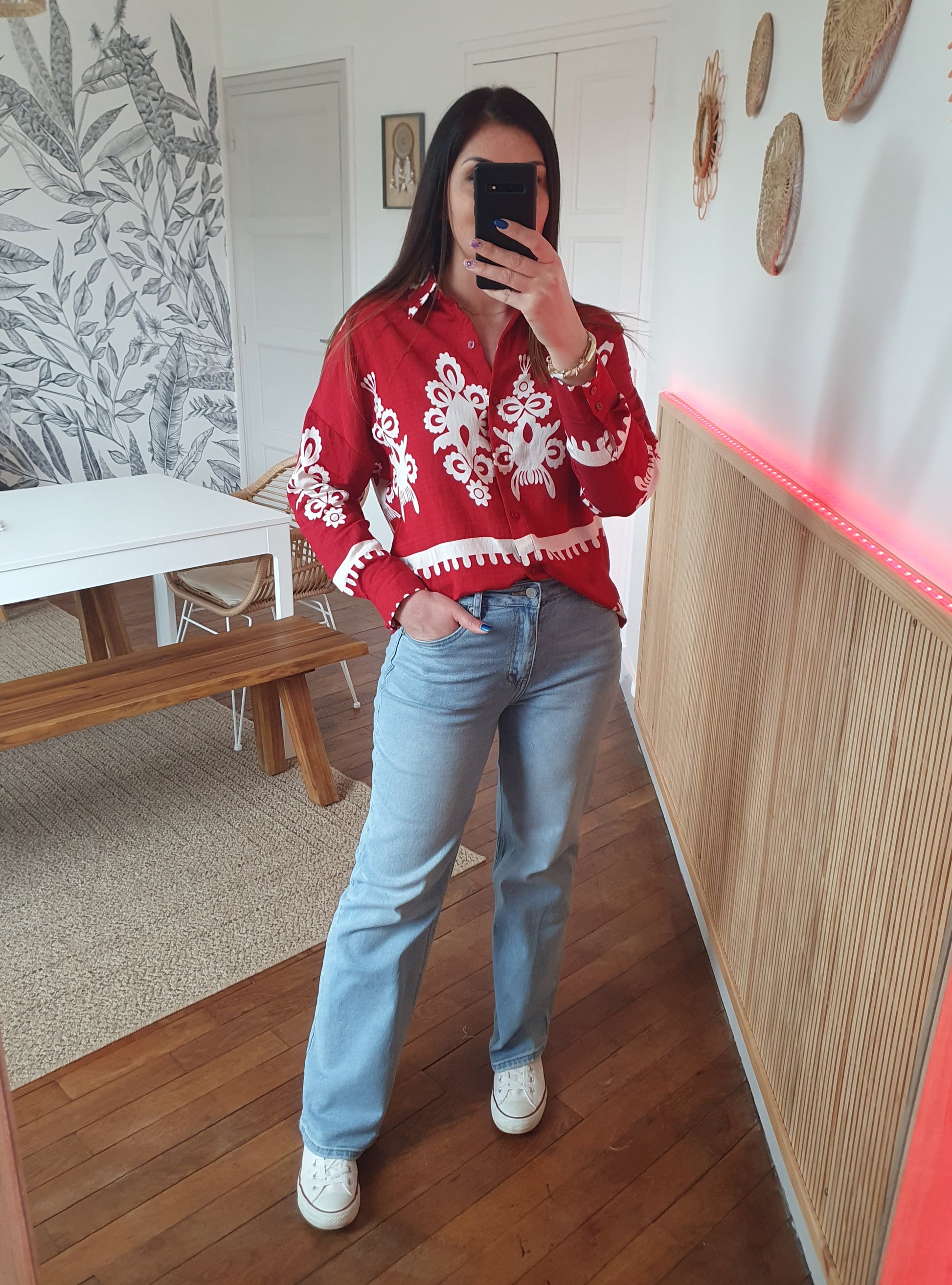 Chemise femme bordeaux et blanc matière fluide