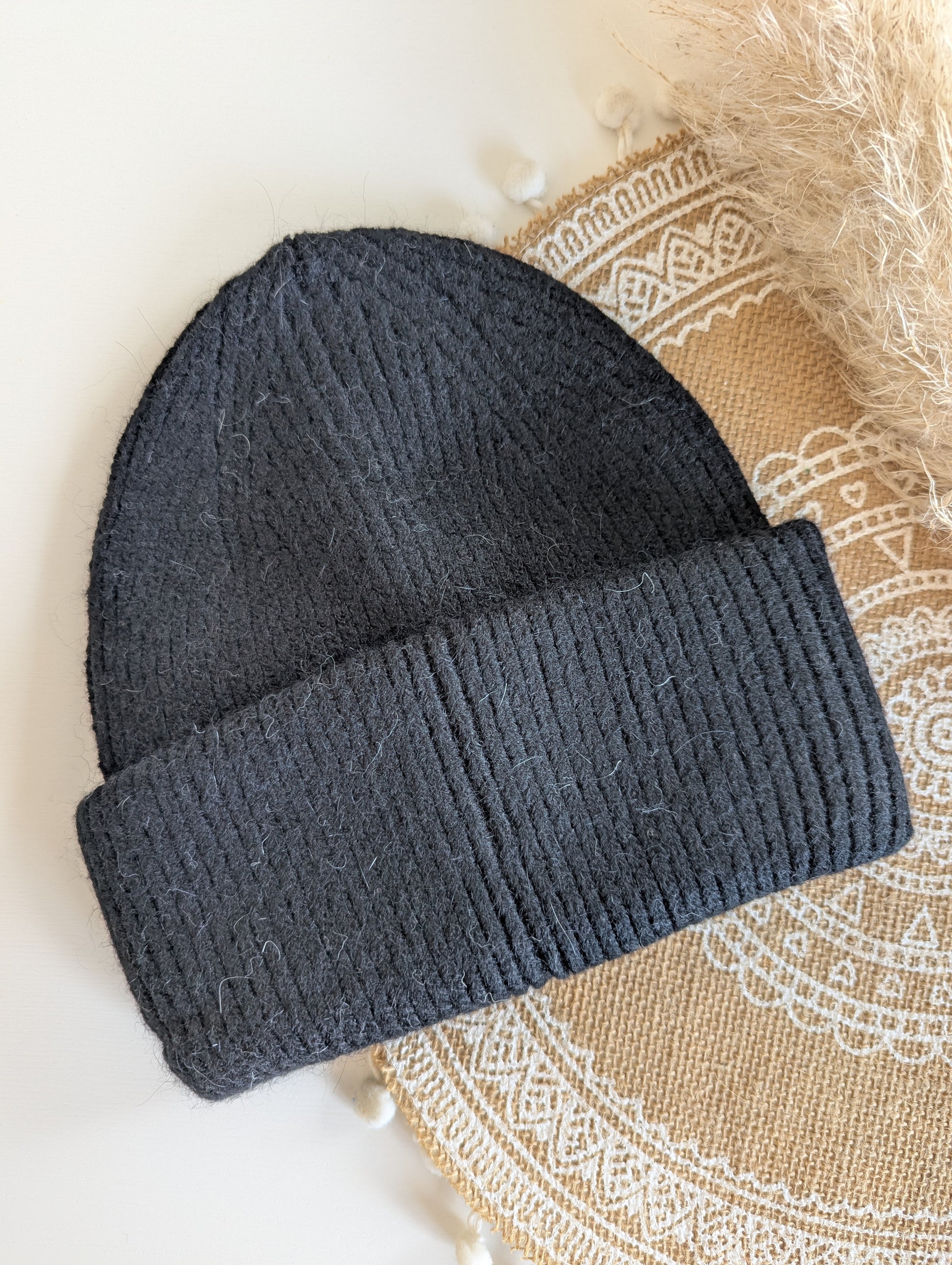 Bonnet noir femme chaud en poils de lapin