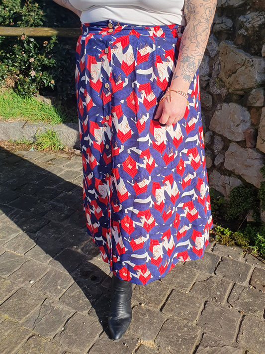 Jupe longue fleurie avec boutons devant pour femme curvy