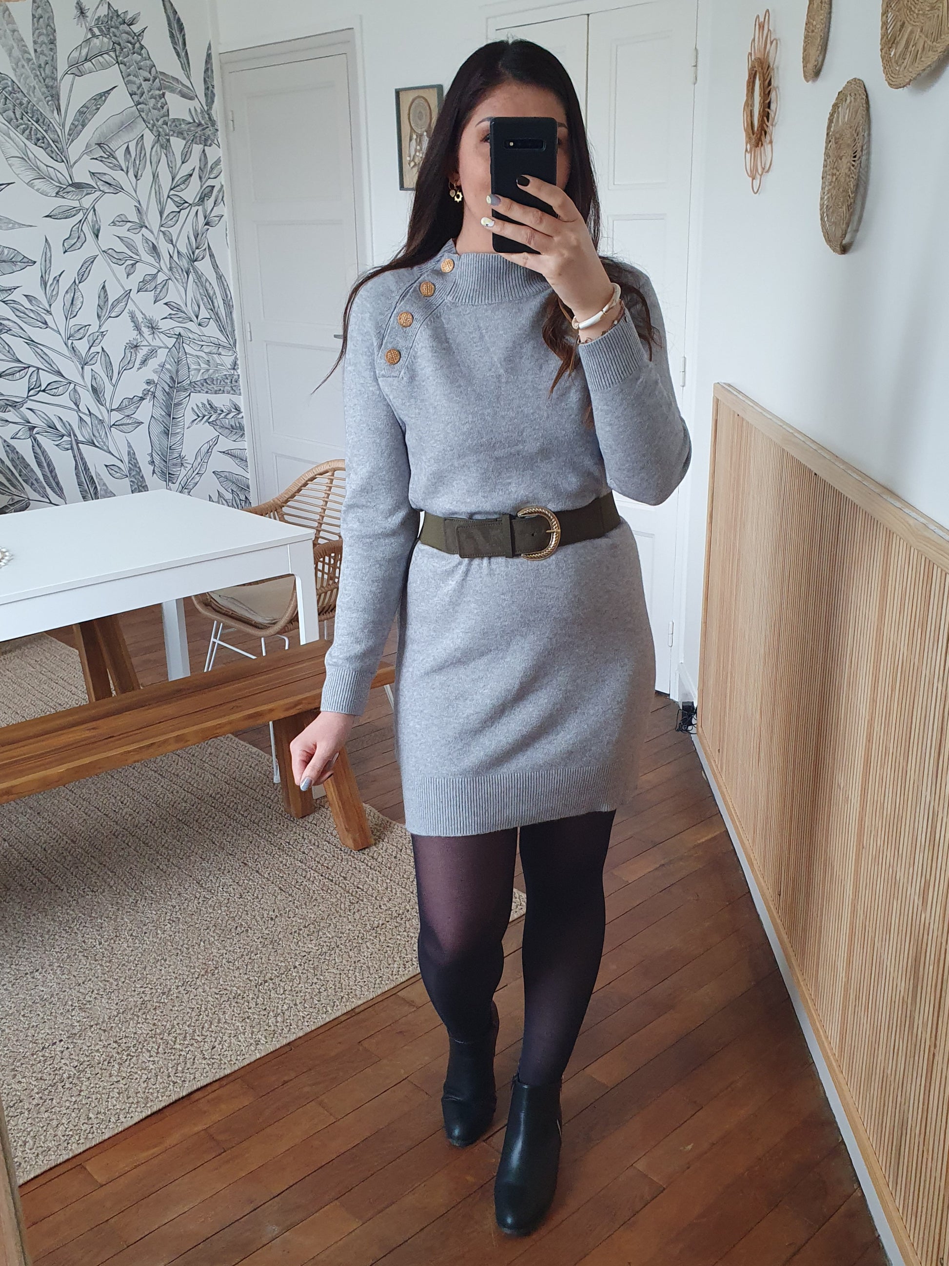 Ceinture élastique kaki avec boucle dorée devant suédine