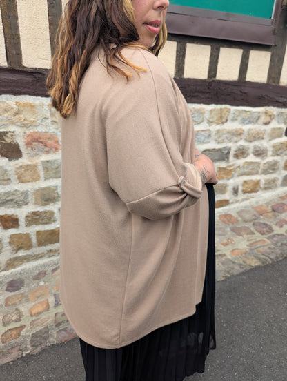 Gilet grande taille couleur beige matiere douce et légère