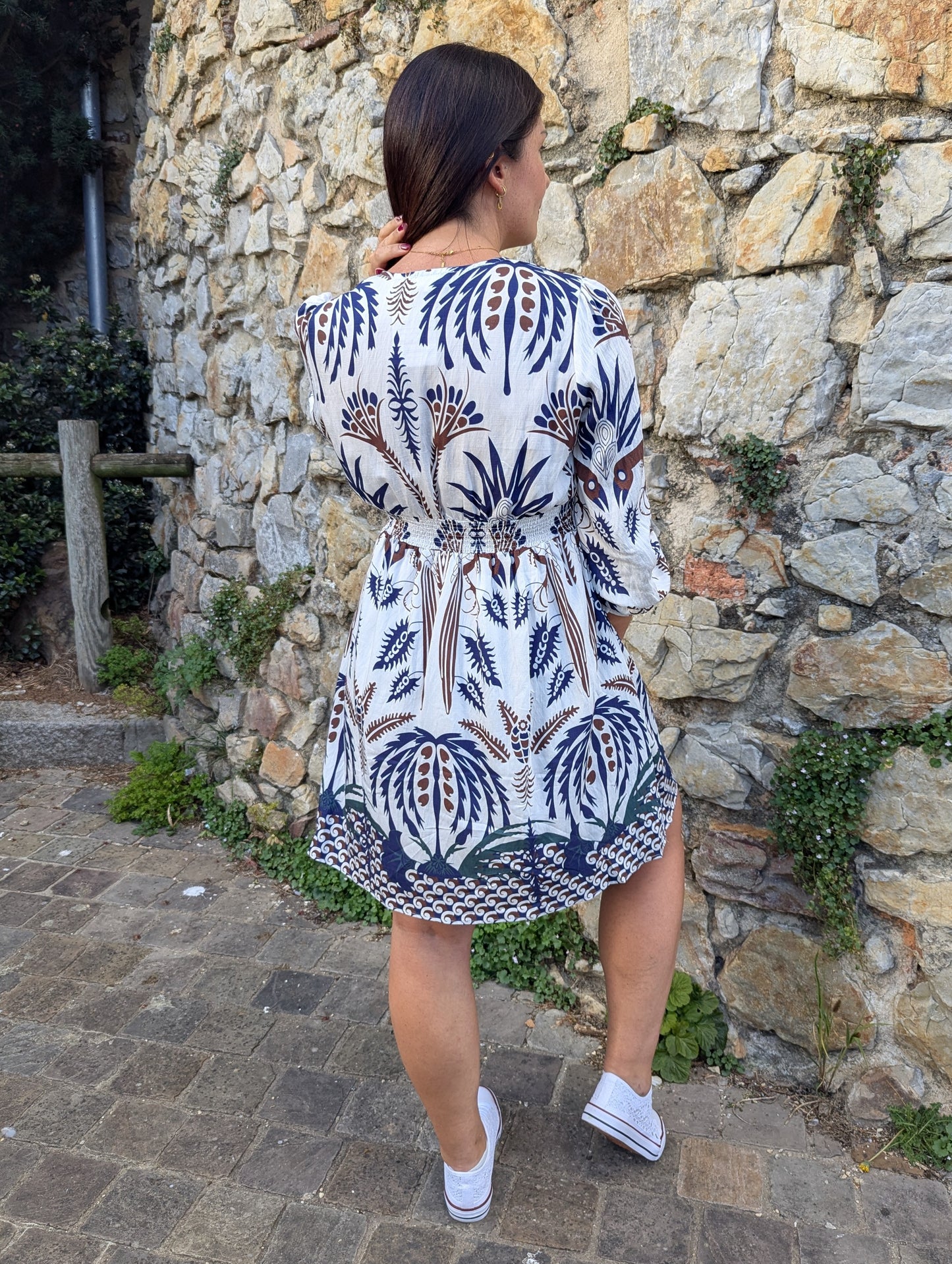 Robe courte manches longues blanc marine marron