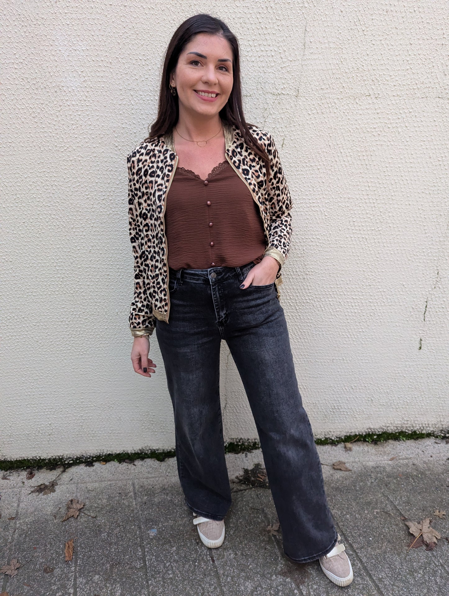 Jean femme coupe wild noir jambes larges taille haute