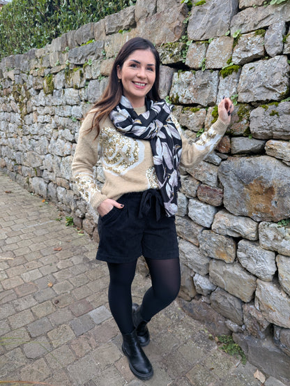 Pull beige camel fleurs sequins dorés col rond