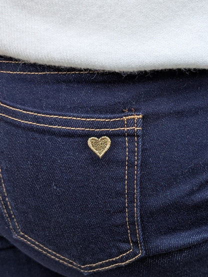 Jean large bleu foncé brut fille avec coeur doré