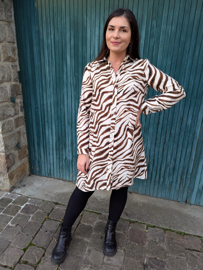 Robe chemise motif zèbre blanc et marron femme