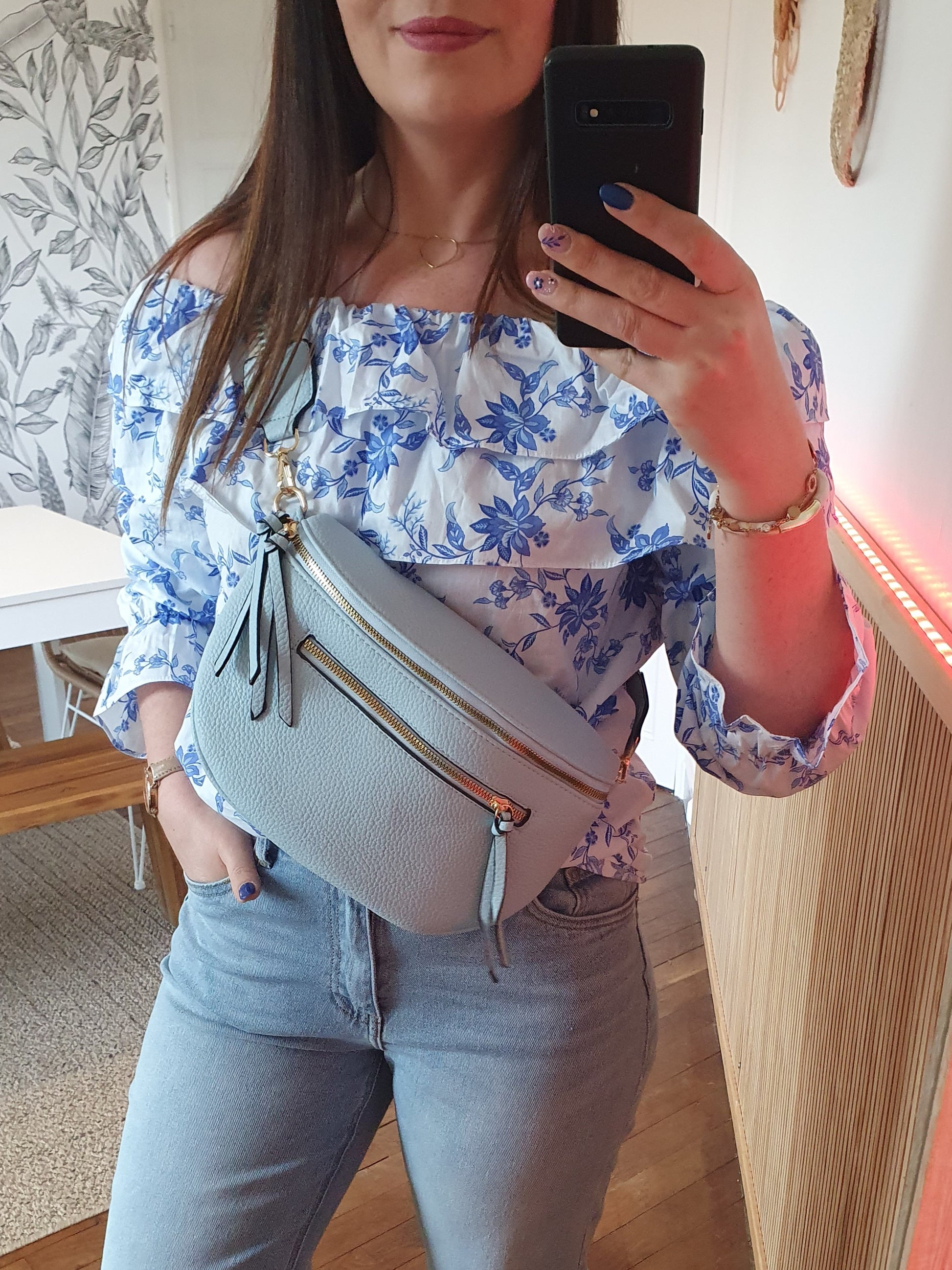 Ceinture banane bleu ciel bandoulière réglable pour femme
