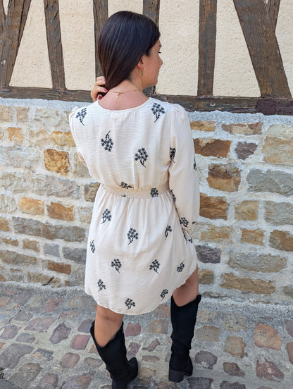Robe courte fleurie beige et noir manches longues