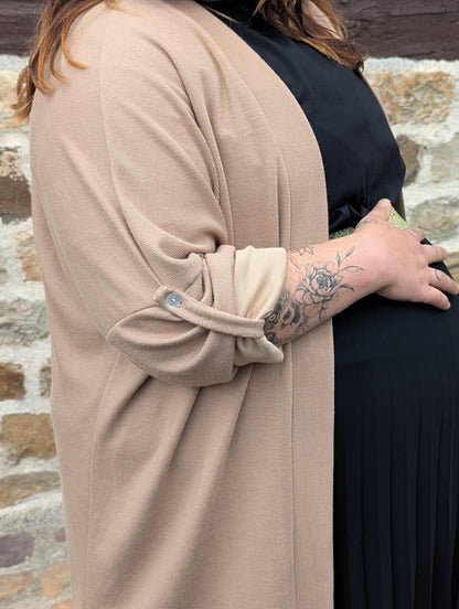 Gilet grande taille couleur beige matiere douce et légère