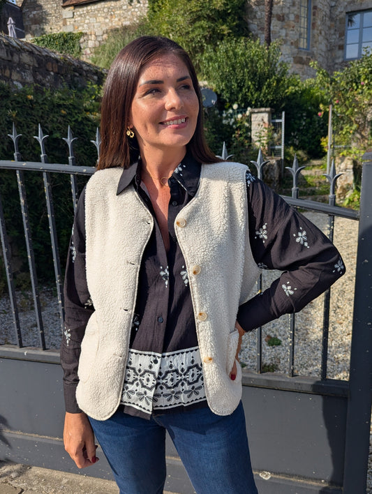 Gilet moumoute blanc écru sans manches femme