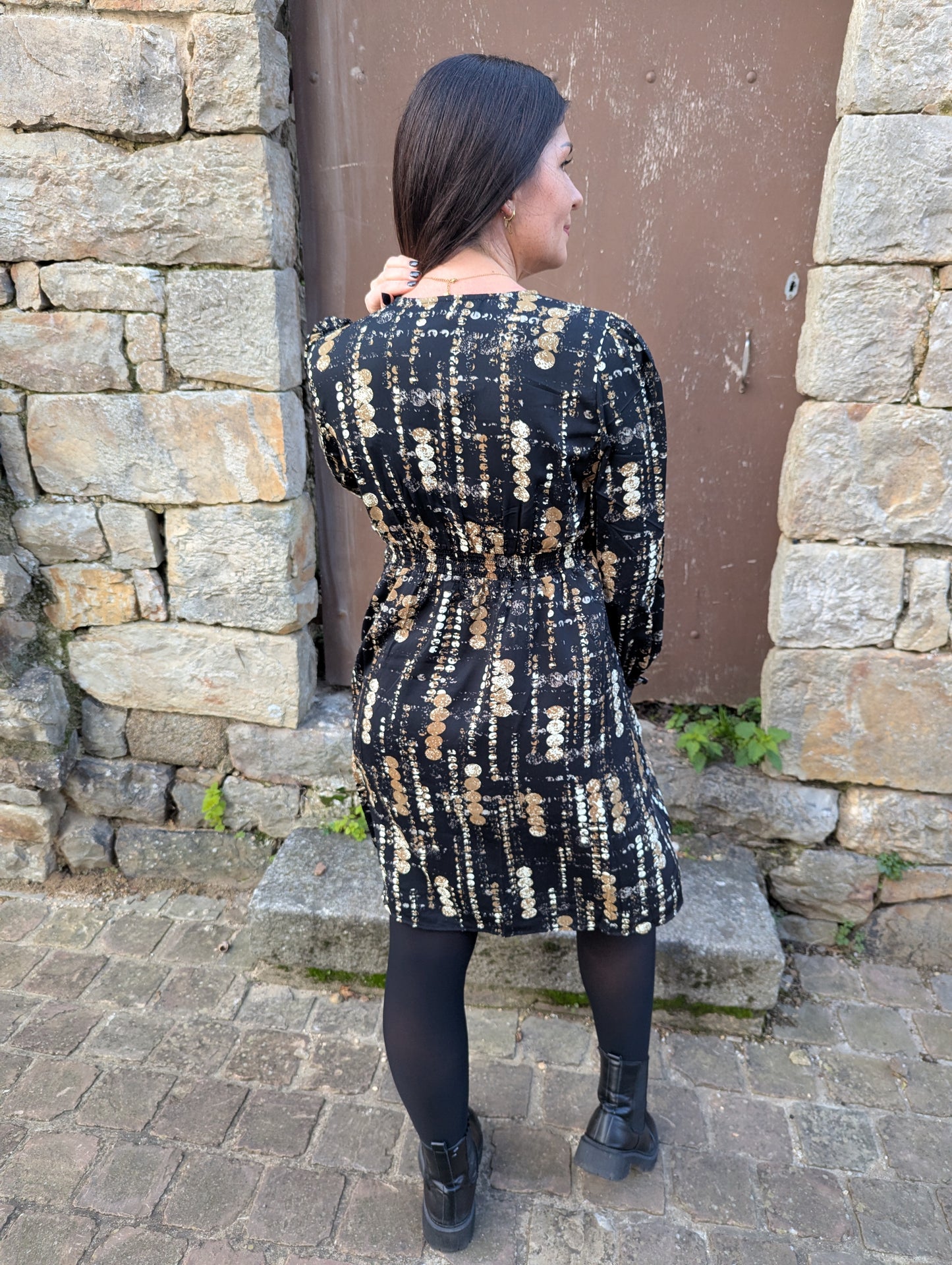 Robe de fêtes noir et beige camel manches longues