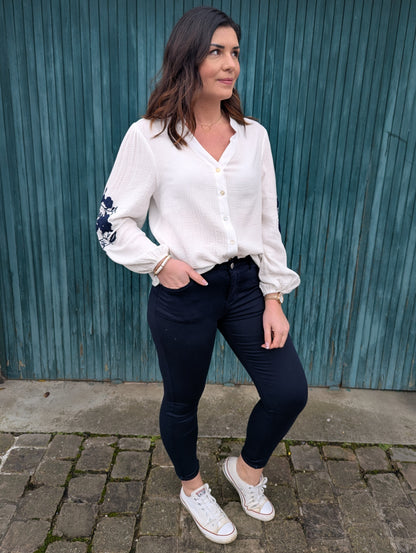 Jean pantalon skinny bleu marine effet peau de pêche