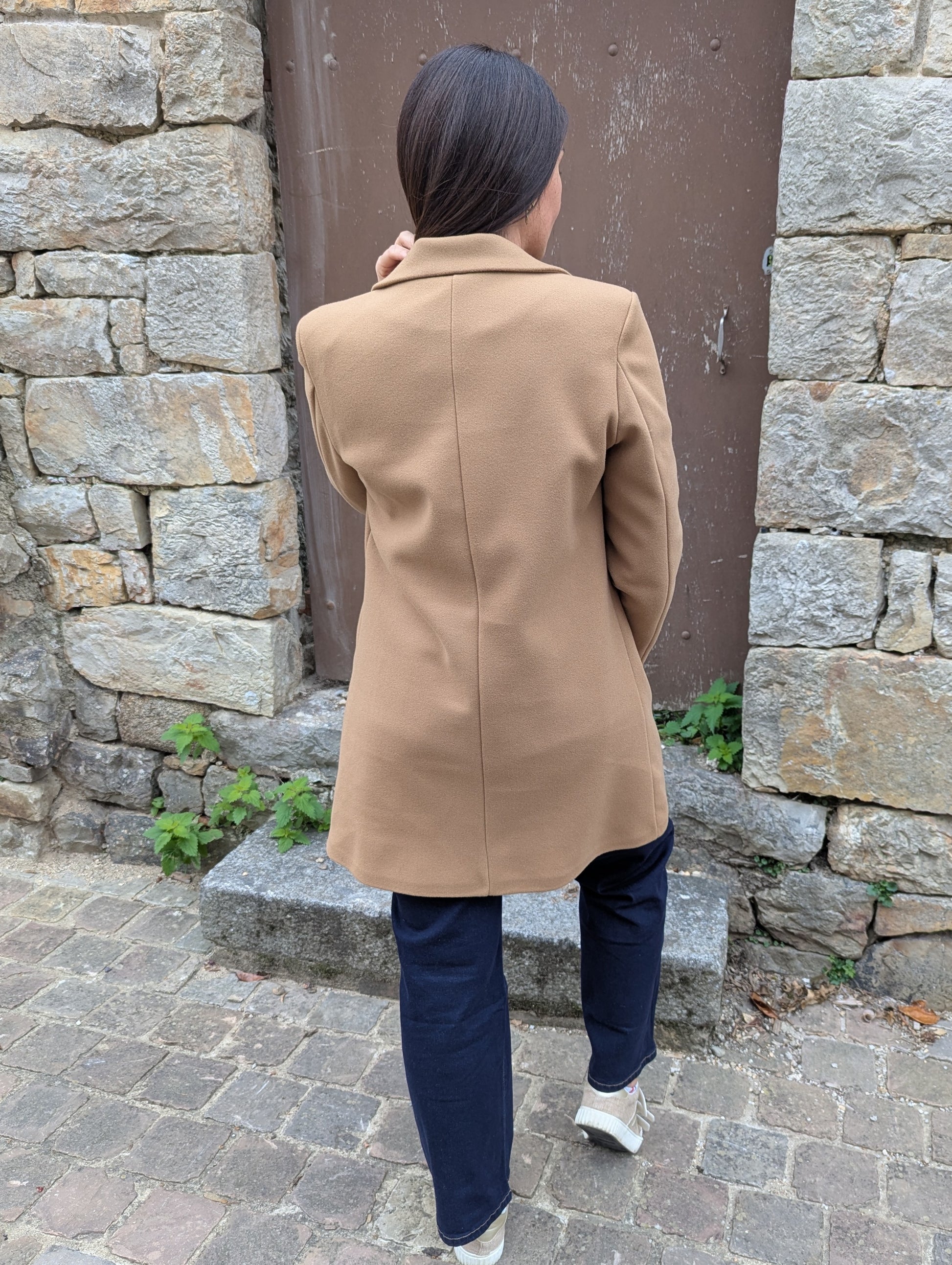 Caban femme camel mi long coupe classique femme