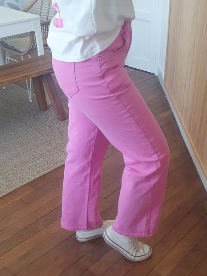 Jean large rose fushia jambes évasées femme coupe tendance