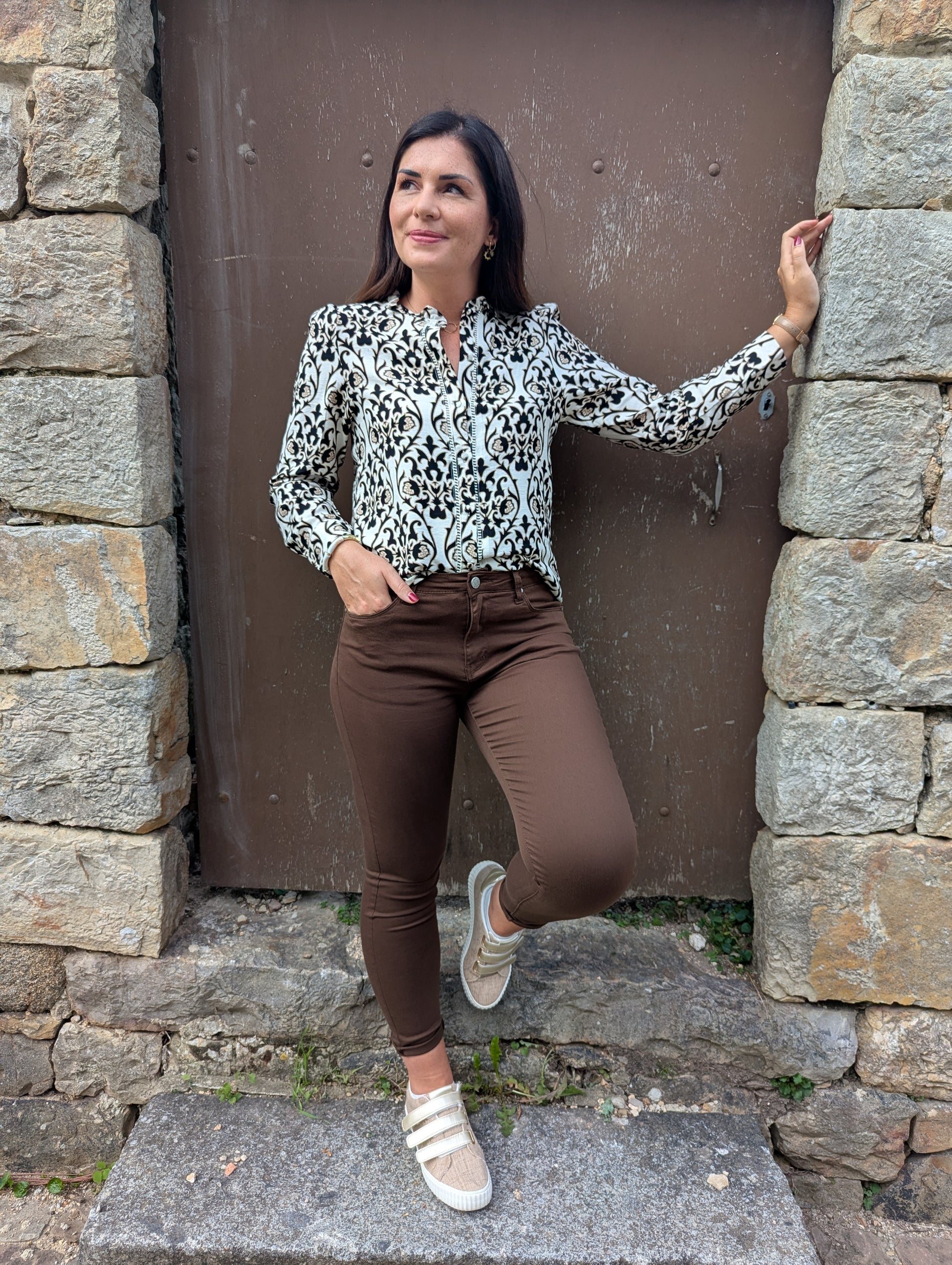 Blouse femme fleurs baroques beige noir marron