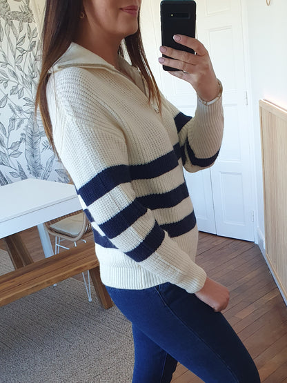 Pull rayé col camionneur blanc et bleu marine tendance