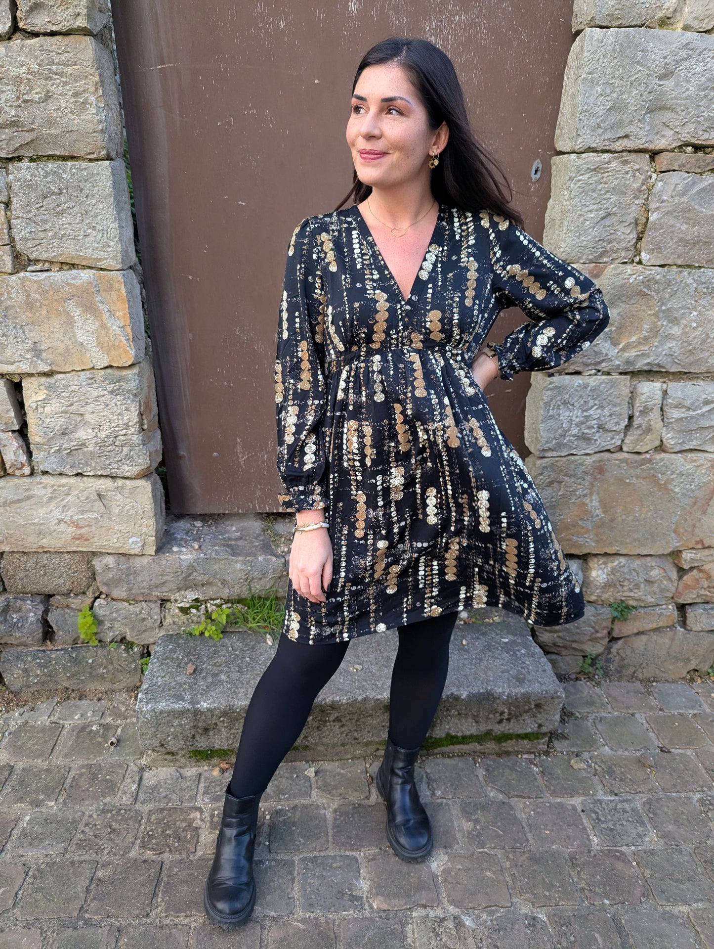 Robe de fêtes noir et beige camel manches longues